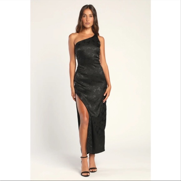 Lulus Dresses & Skirts - NWOT Lulus Chasing Desire Black Satin Jacquard One-Shoulder Maxi Dress Medium